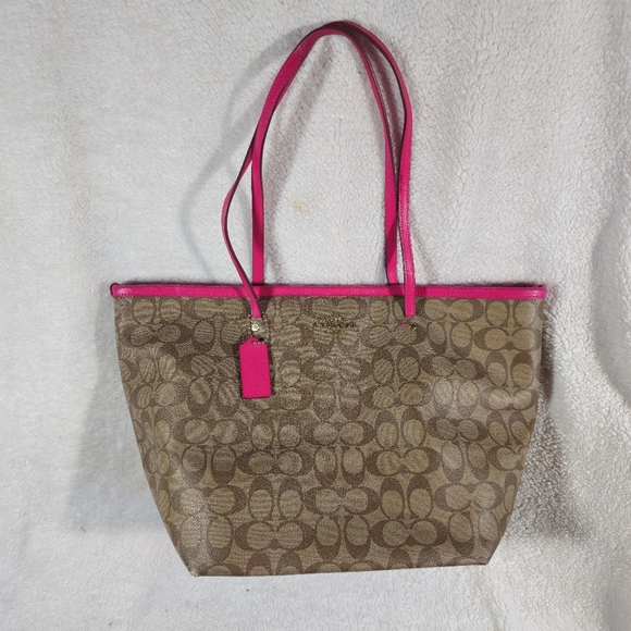 Coach Handbags - Coach Signature Luxury F34104 Leather Tote Khaki/Carol